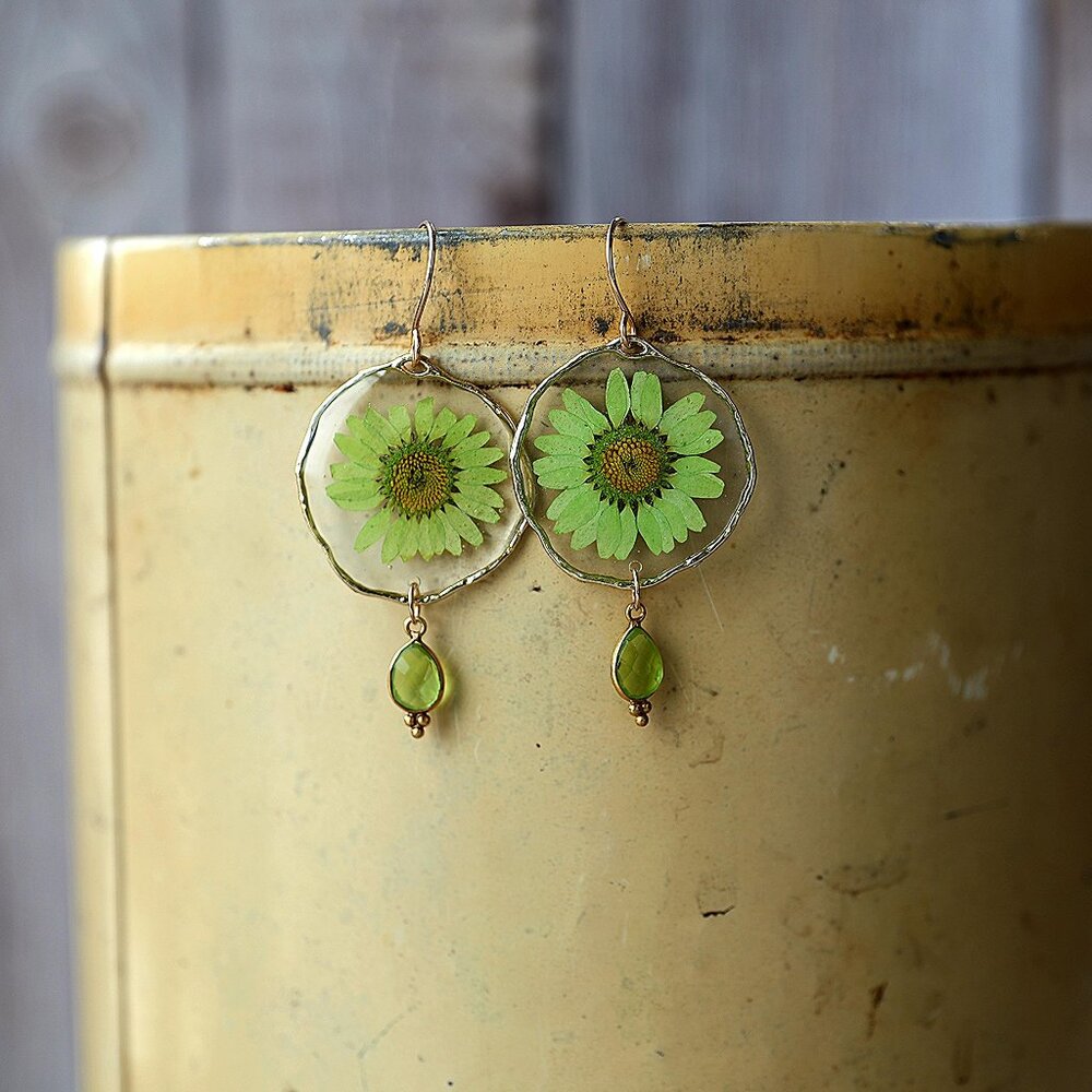 Green Daisy + Peridot Resin Flower Earrings | Handmade by me